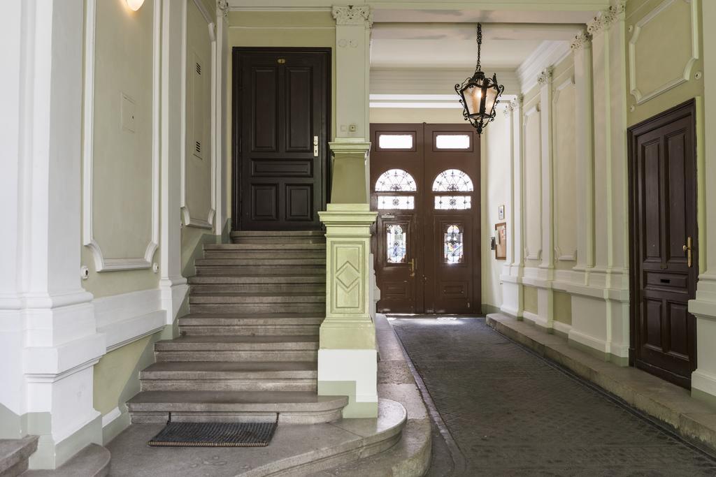 Executive Suites Margareten by welcome2Wenen Buitenkant foto